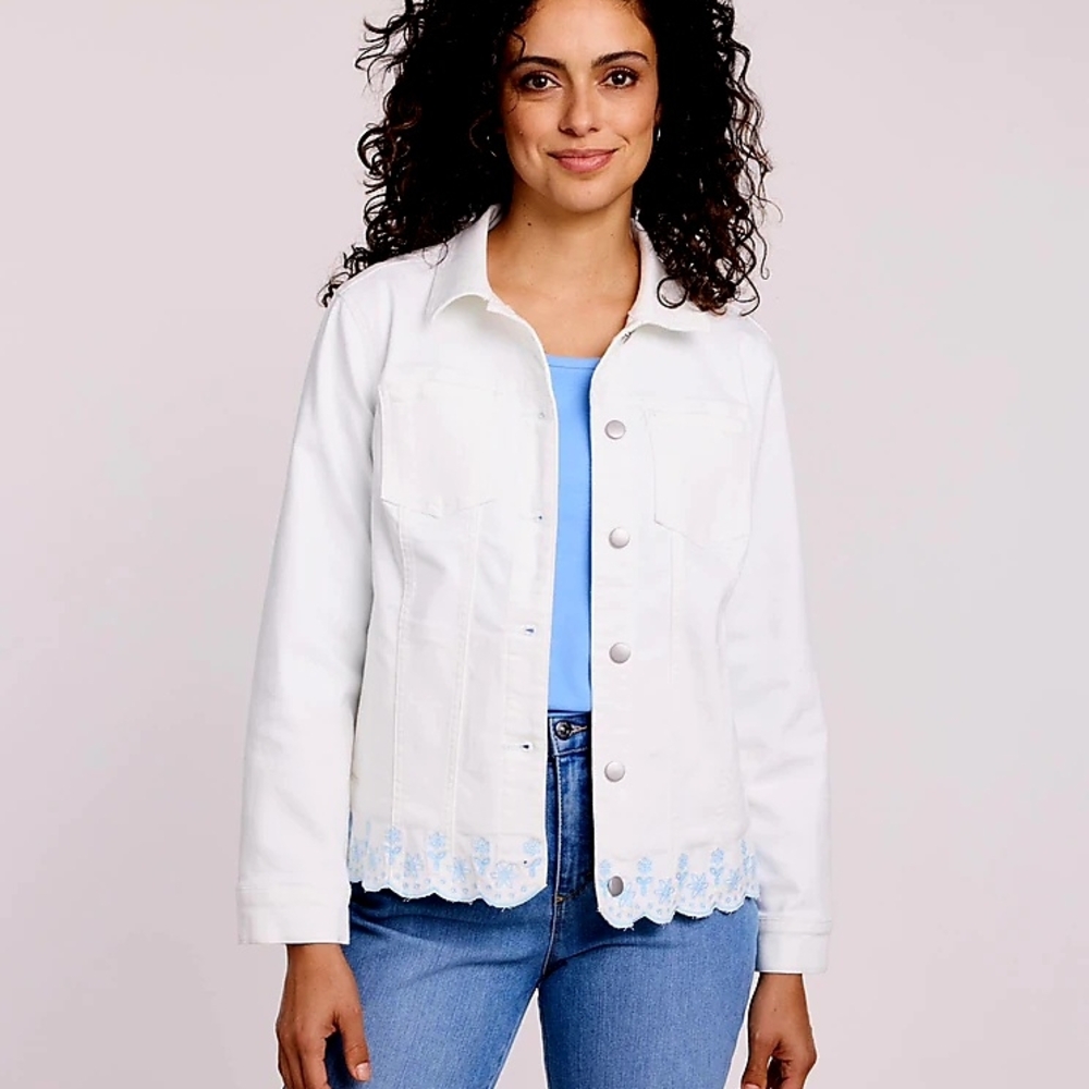 NEW DenimEase White Eyelet Stretch XL Scalloped Hem Jean Jacket